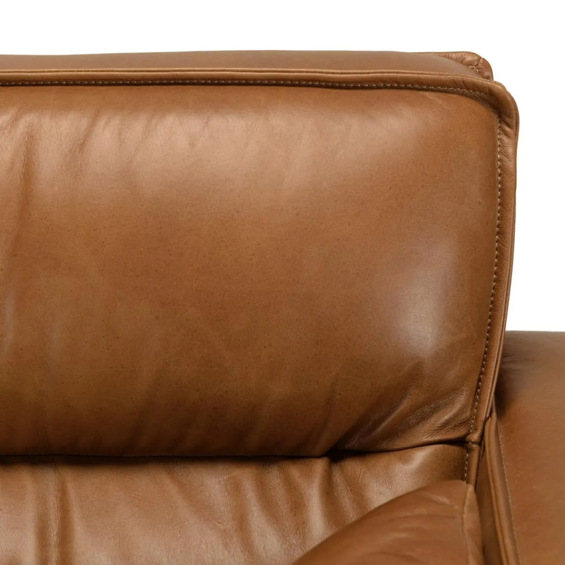 Macabane Canapé 3 places vintage en cuir marron camel, pieds en bois GASTON New