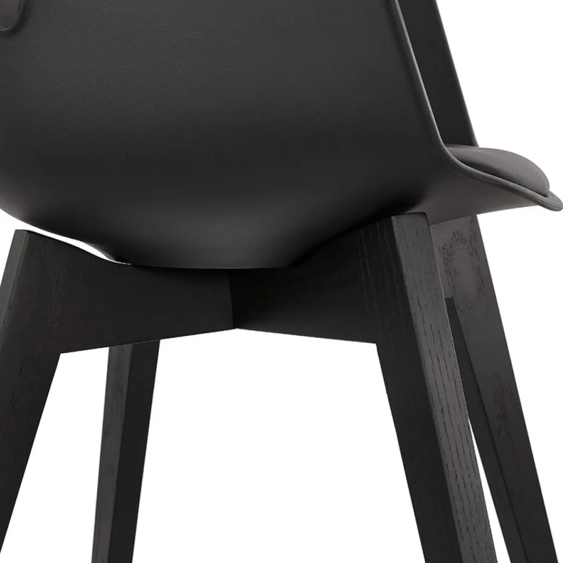 ALTEREGO Chaise avec accoudoirs 'MISTRAL' noire avec pieds en bois noir Sale