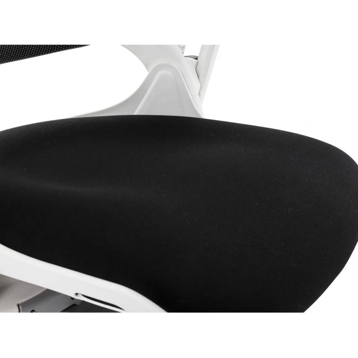 ALTEREGO Chaise de bureau ergonomique tissu noir SALOO Clearance
