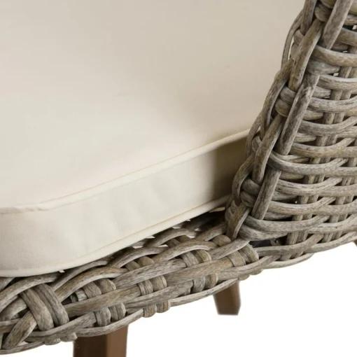 Macabane Chaise de jardin en rotin synthétique couleur naturelle avec coussin écru pieds en bois Acacia Sale