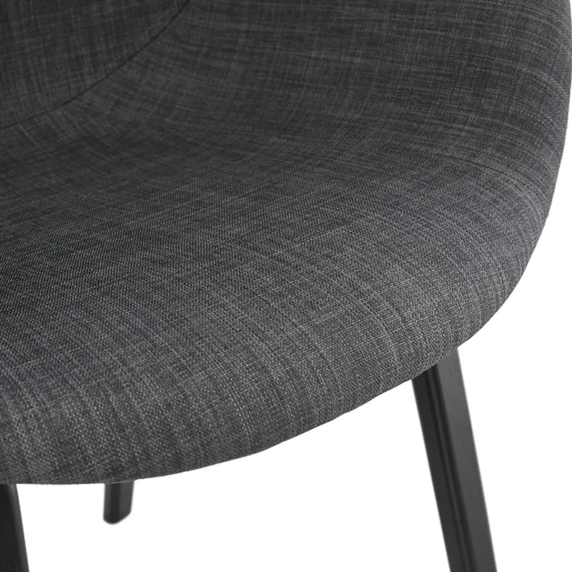 ALTEREGO Chaise design avec accoudoirs 'SAMY' en tissu gris et pieds en bois noir