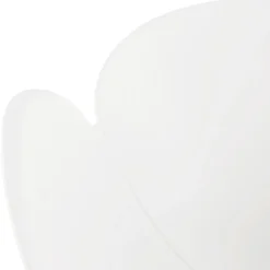 ALTEREGO Chaise design scandinave 'PICATA' blanche avec pieds en bois New