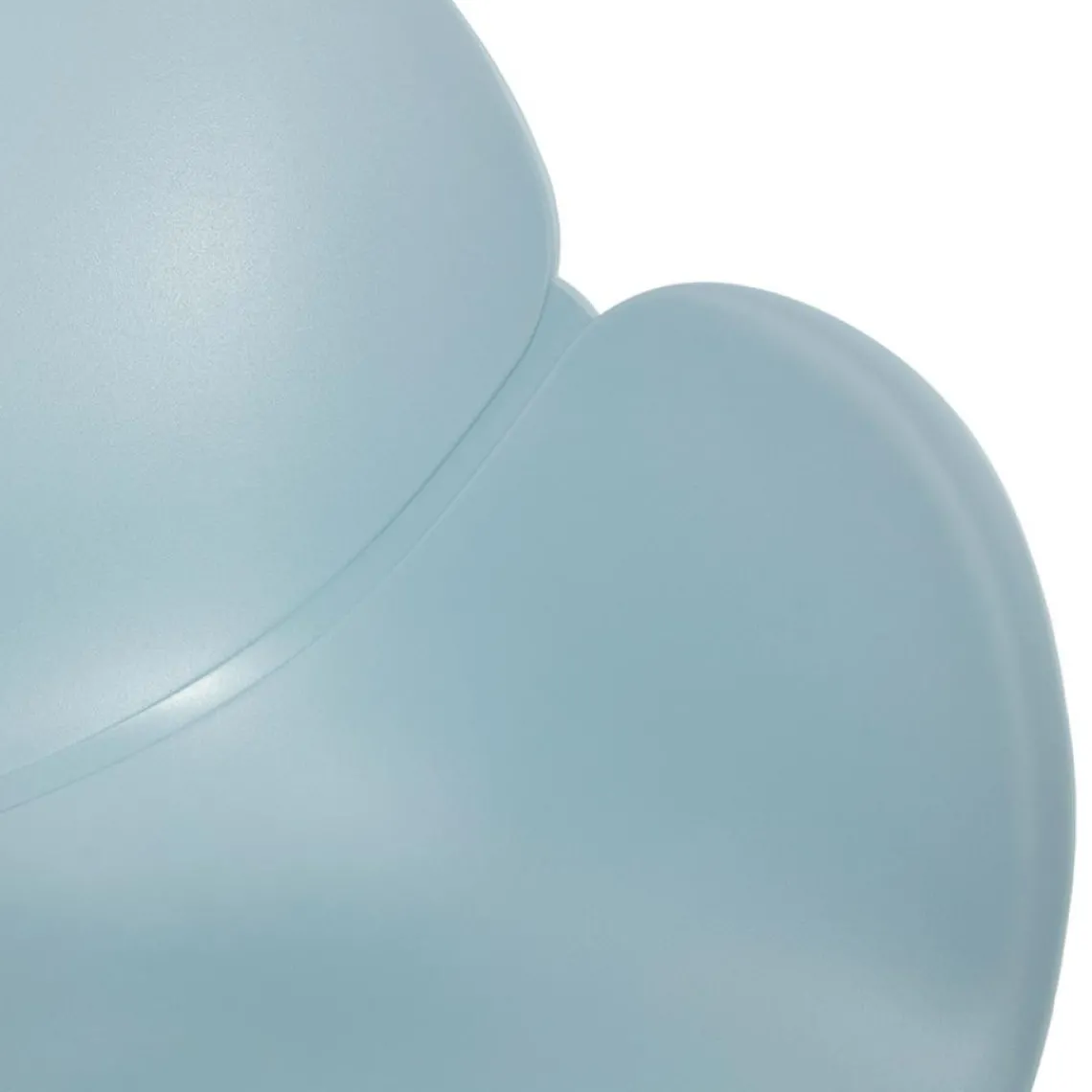 ALTEREGO Chaise moderne 'FIDJI' bleue avec pieds en métal blanc Best