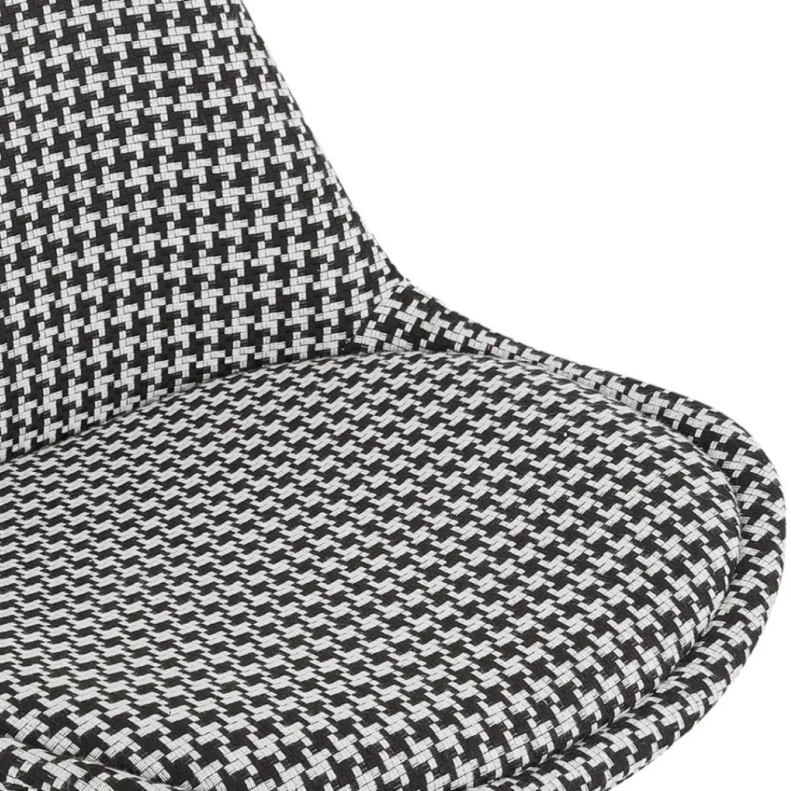 ALTEREGO Chaise vintage 'RICKY' en tissu pied de poule et pieds en bois naturel Online