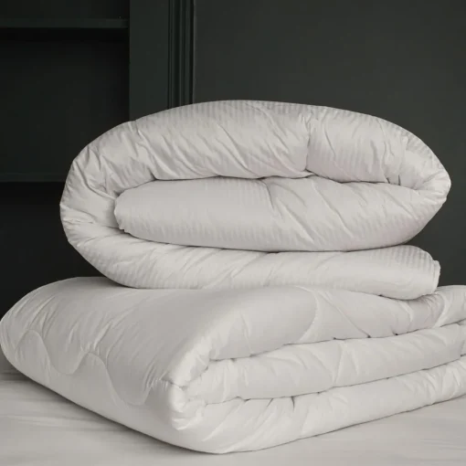 Essix Couette bébé synthétique 300 grm² enveloppe coton Eden - Blanc Clearance