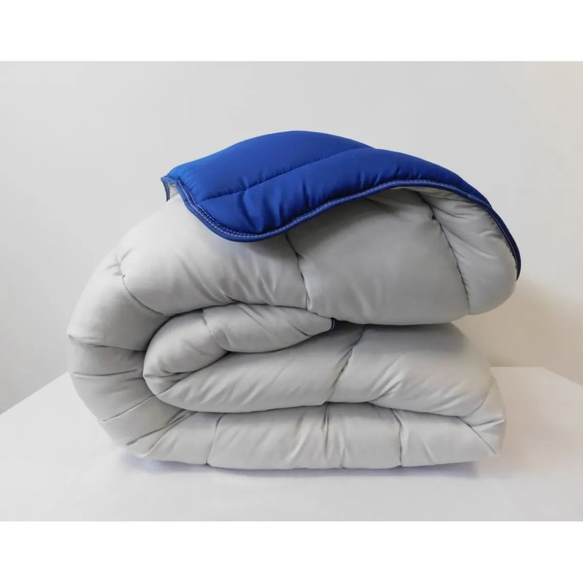 Selenia Couette Bicolore en Polyester Bleu