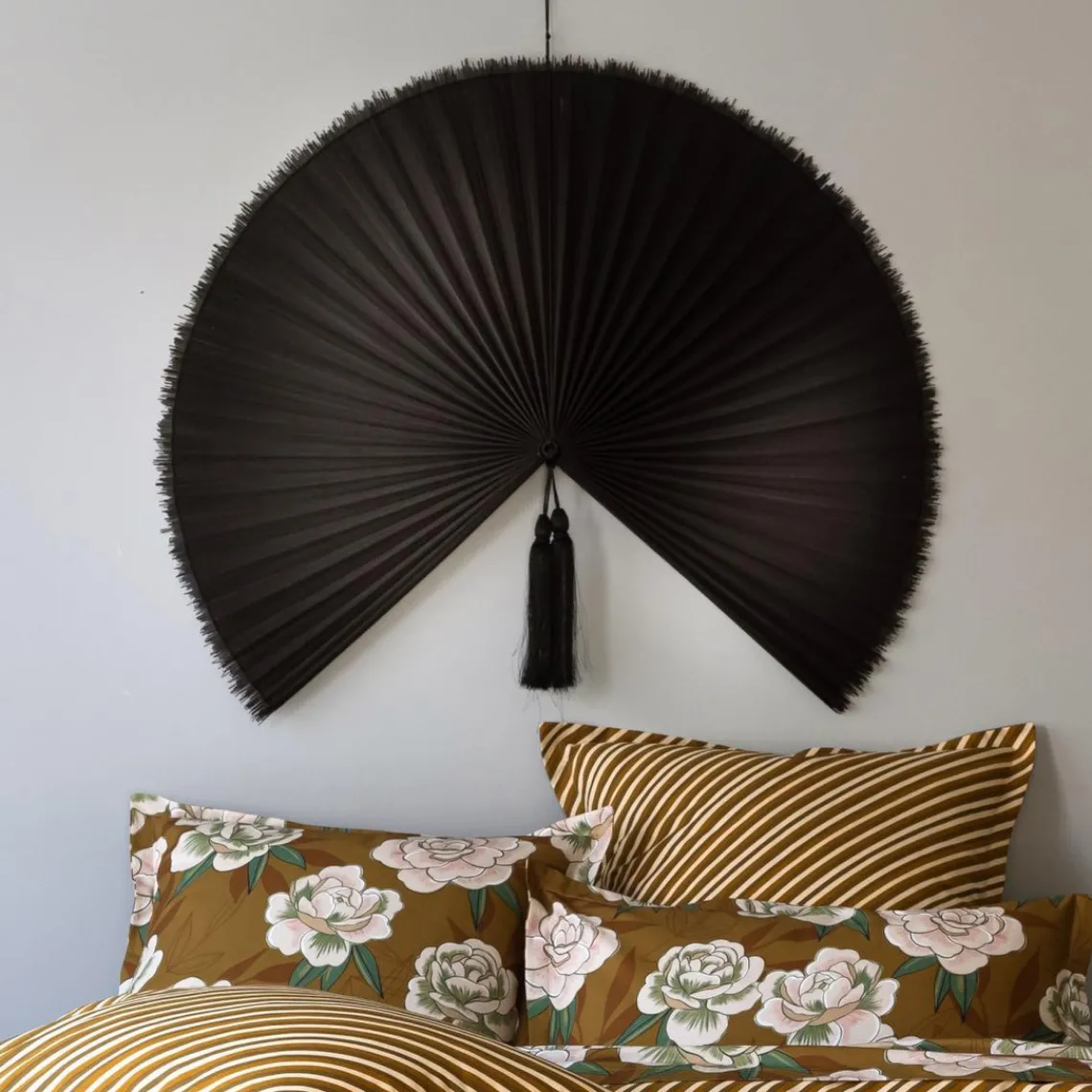 Becquet Eventail Décoratif FAN Noir New
