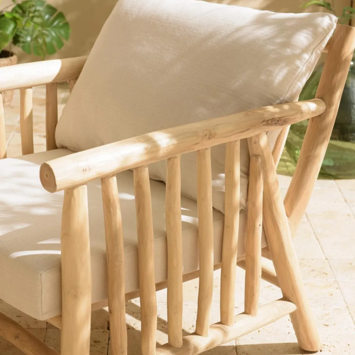 Macabane Fauteuil BORNEO en branches de teck naturel coussins blancs WILL Sale