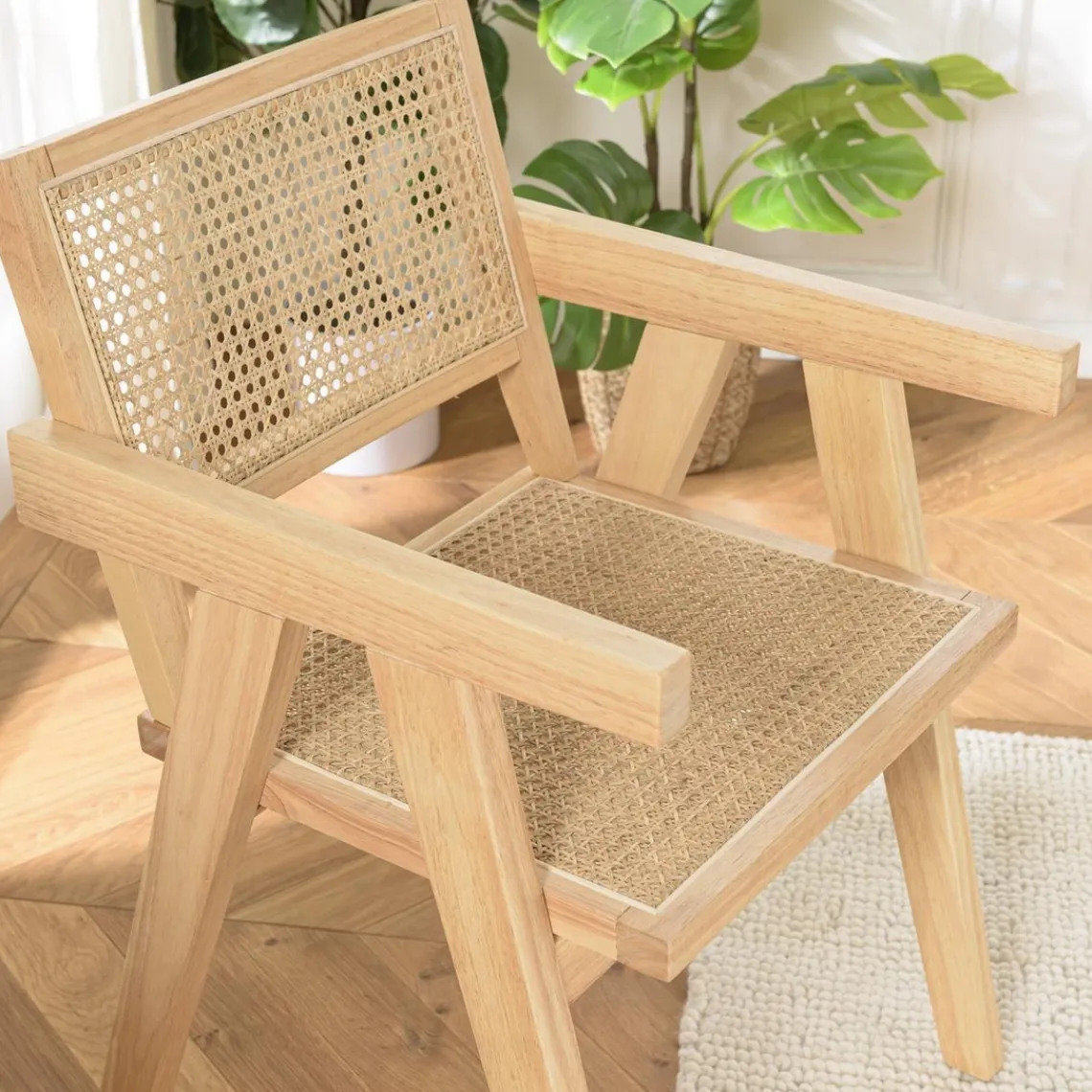 Macabane Fauteuil en d’Hévéa clair dossier et assise rotin naturel AGATHE Bois Best