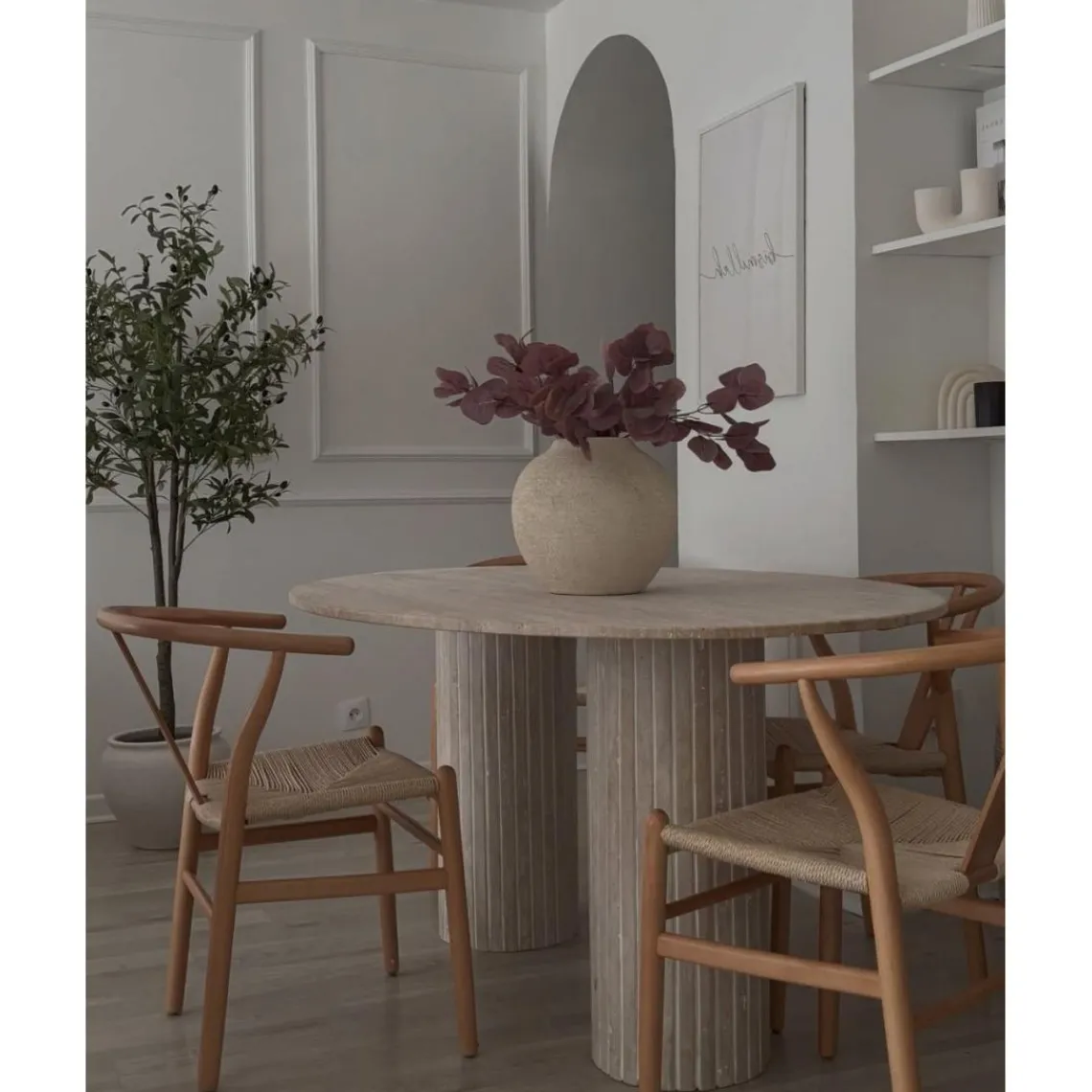 3S. x Home La chaise de table ROSARIO design moderne et sa structure en bois massif New