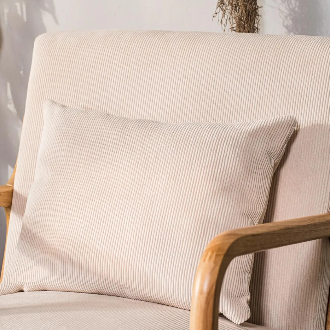 3S. x Home Le fauteuil de salon OHAMA design scandinave Best