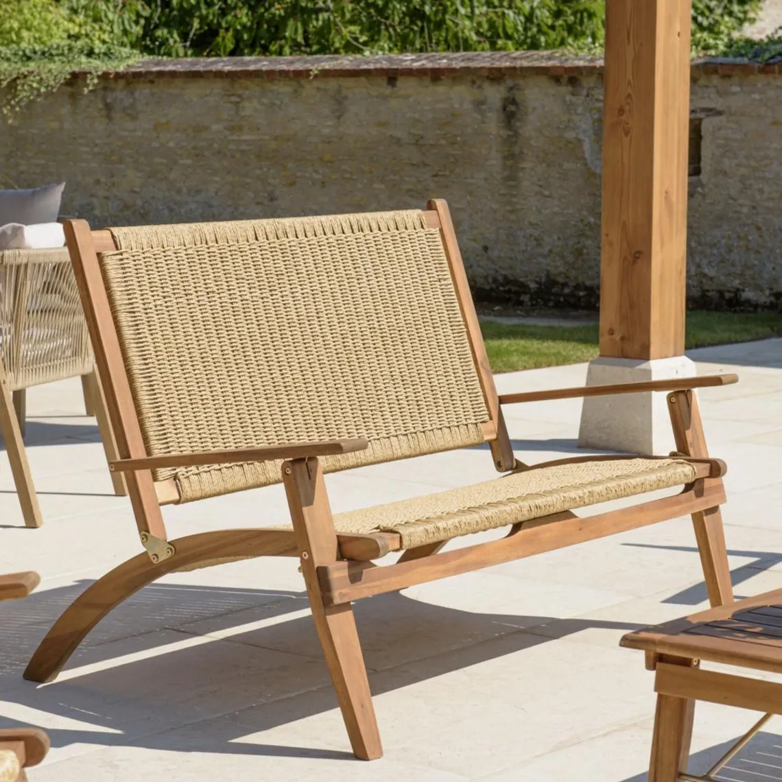 Macabane Salon de jardin 4 places acacia huilé et rotin synthétique VICK Best