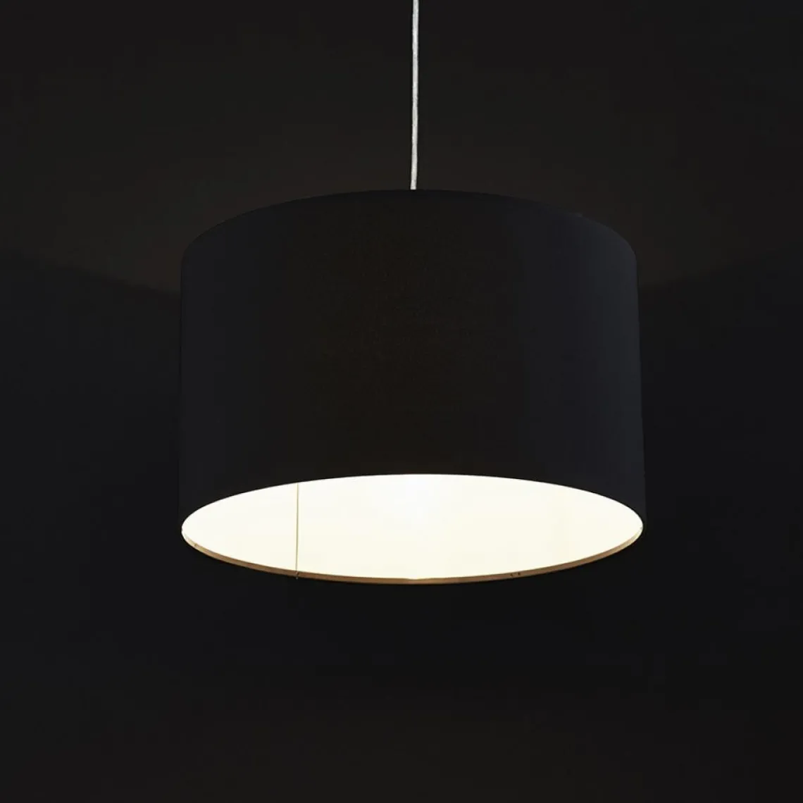 ALTEREGO Suspension 'BUNGEE' ronde avec abat-jour noir Online