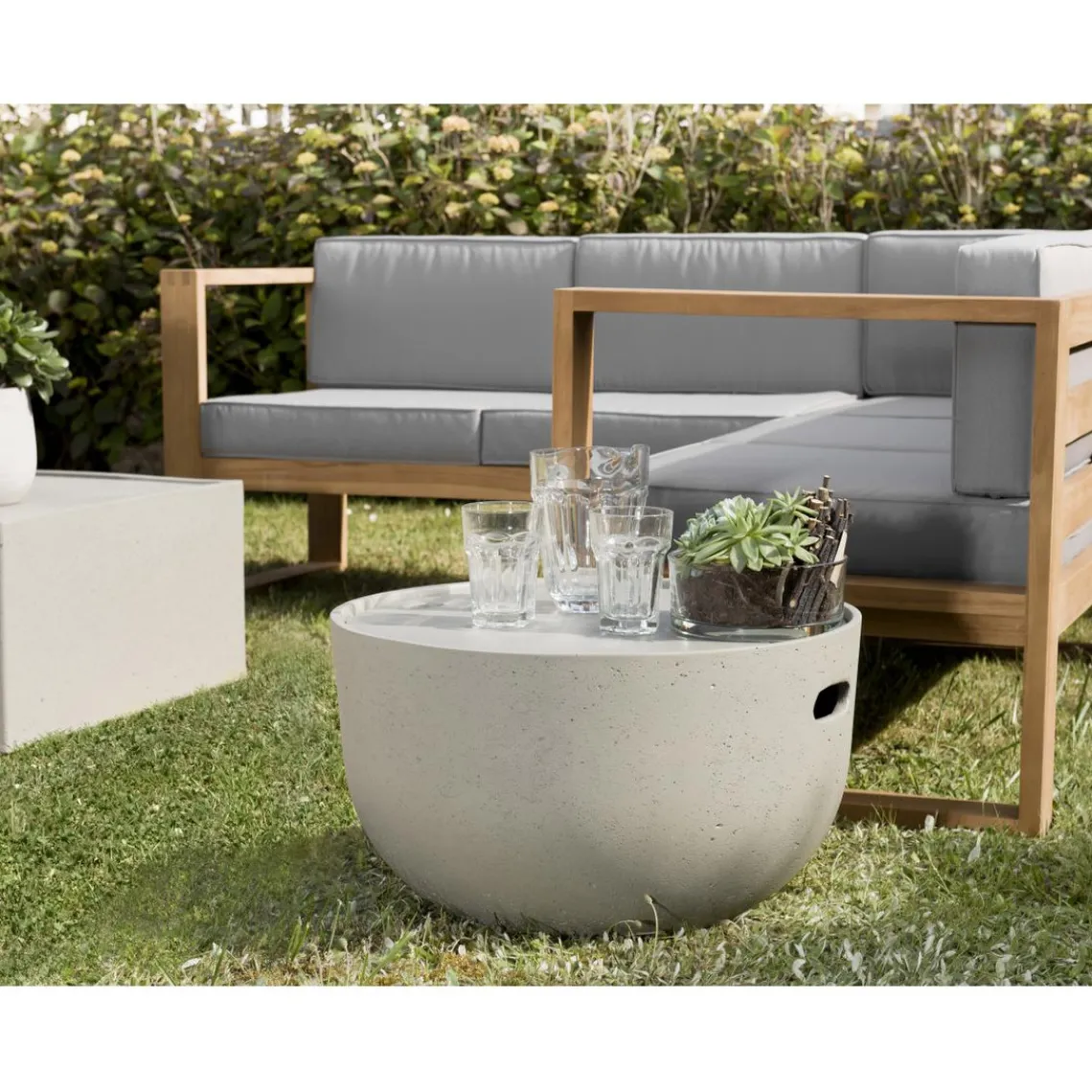 Macabane Table basse de jardin ronde 58x58 cm béton New