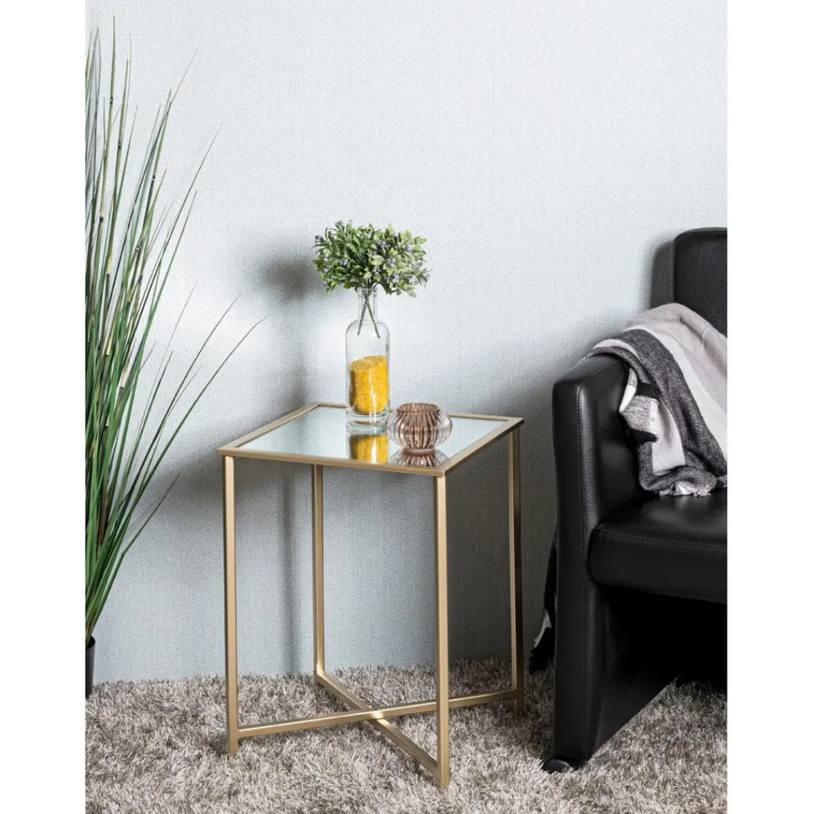 3S. x Home Table d'appoint Dorée en Métal laqué et plateau en miroir Hot