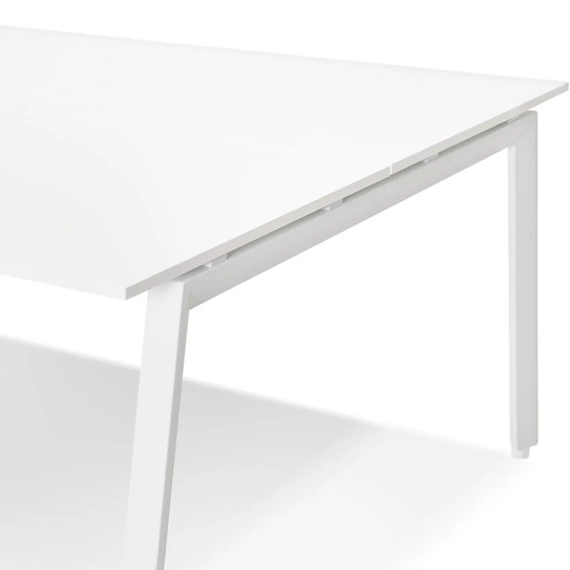 ALTEREGO Table de réunion ou bureau bench blanc 'AMADEUS SQUARE' Hot