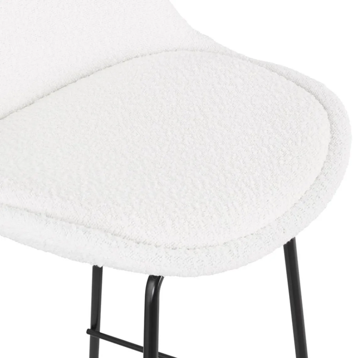 ALTEREGO Tabouret de bar 'LEONIE' en tissu bouloché blanc et pied en métal noir