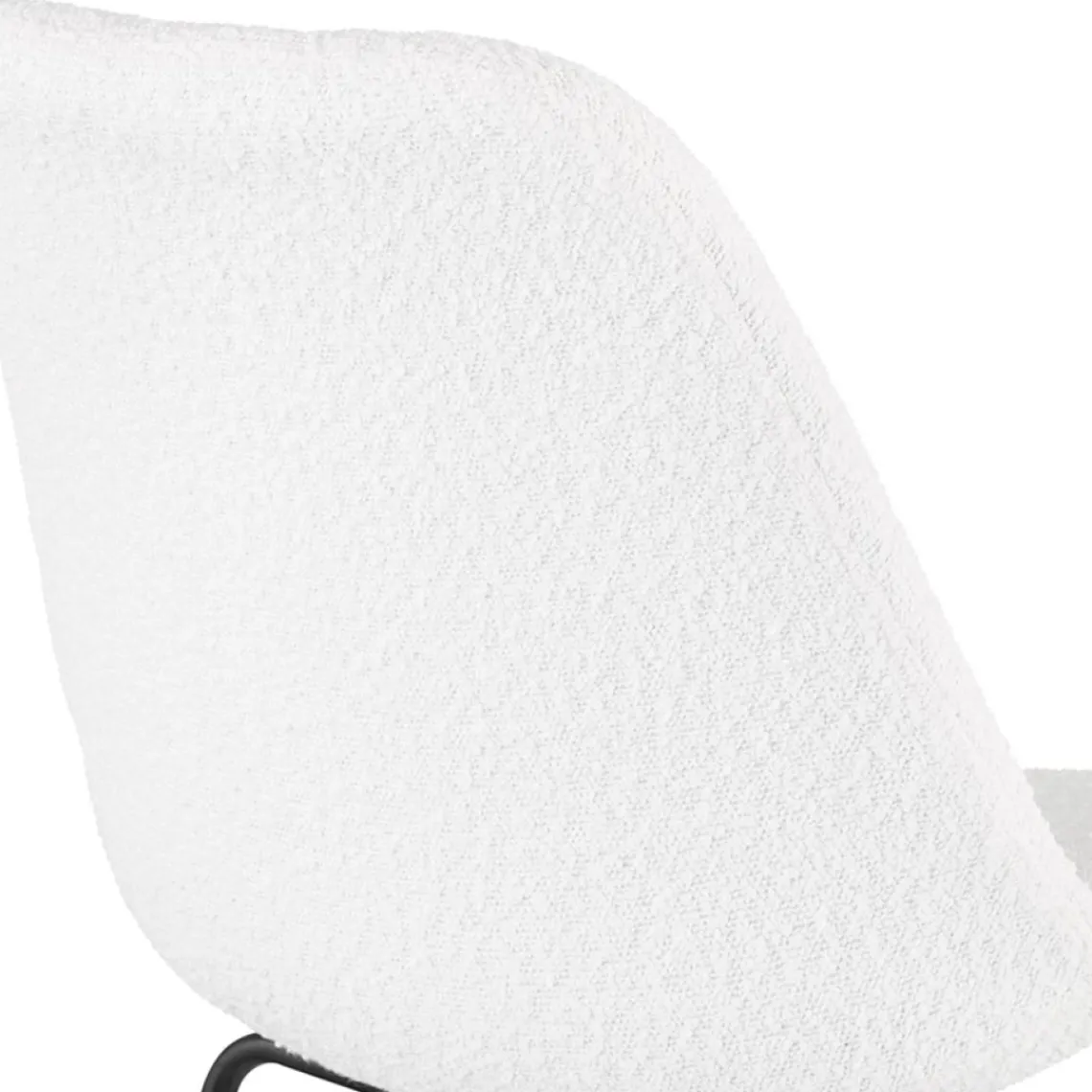 ALTEREGO Tabouret de bar 'LEONIE' en tissu bouloché blanc et pied en métal noir