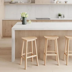 ALTEREGO Tabouret snack mi-hauteur 'DUMAS MINI' en bois finition naturelle